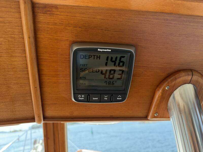 42ft Grand Banks Yacht For Sale