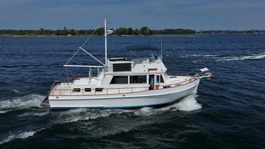 42ft Grand Banks Yacht For Sale