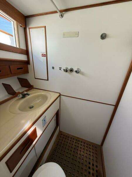 42ft Grand Banks Yacht For Sale