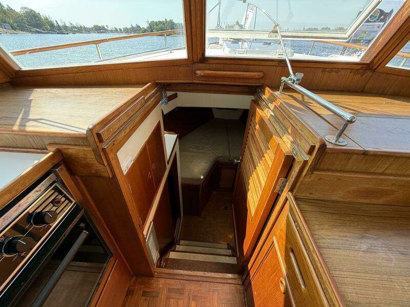 42ft Grand Banks Yacht For Sale