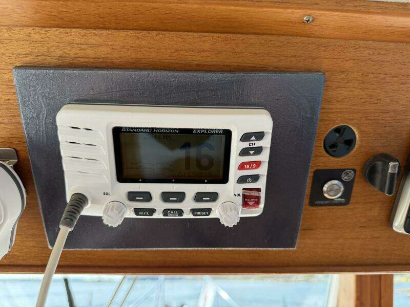 42ft Grand Banks Yacht For Sale