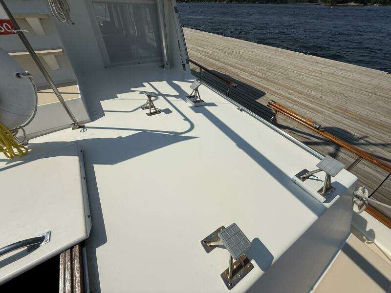 42ft Grand Banks Yacht For Sale