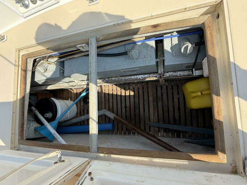 42ft Grand Banks Yacht For Sale