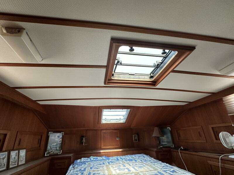 42ft Canoe Cove Yacht For Sale