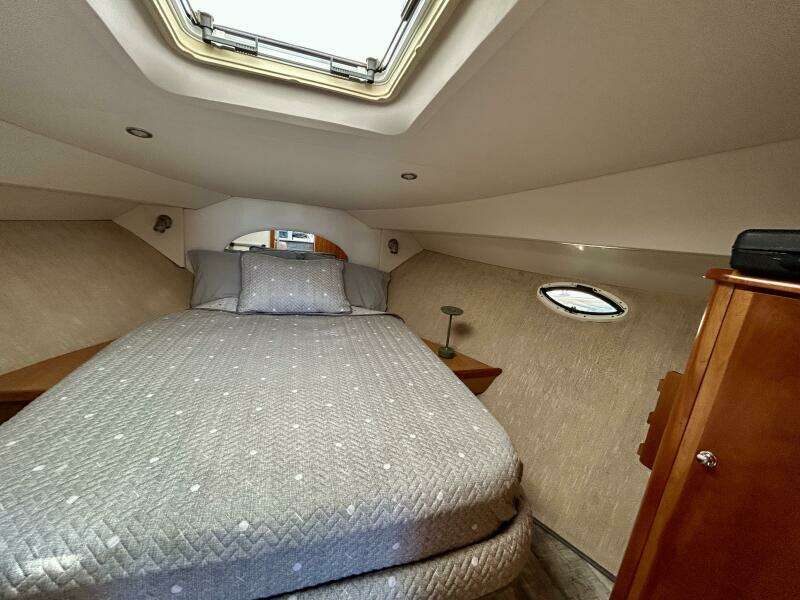 35ft Silverton Yacht For Sale