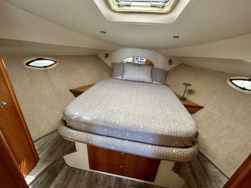 35ft Silverton Yacht For Sale
