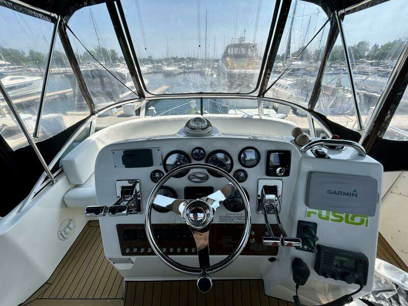 35ft Silverton Yacht For Sale
