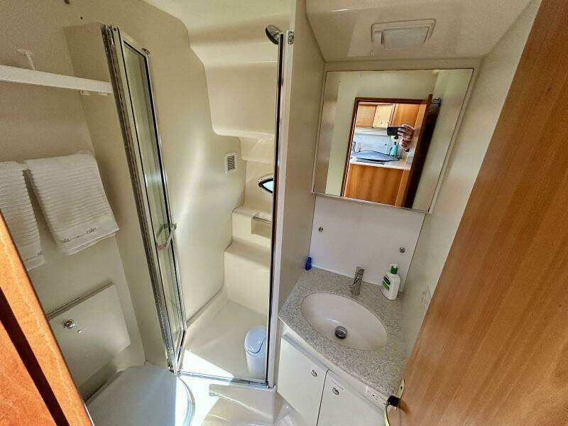 35ft Silverton Yacht For Sale
