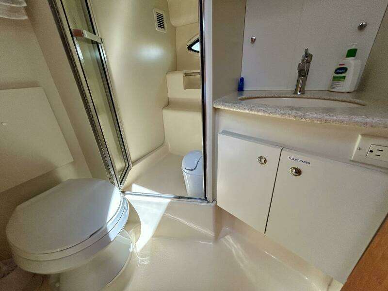 35ft Silverton Yacht For Sale