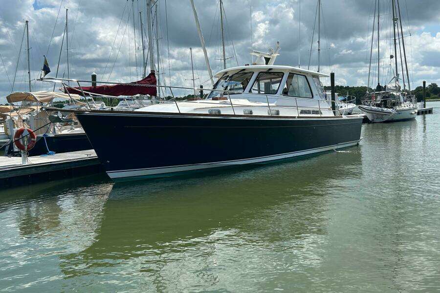 Bravo 42ft Sabre Yacht For Sale