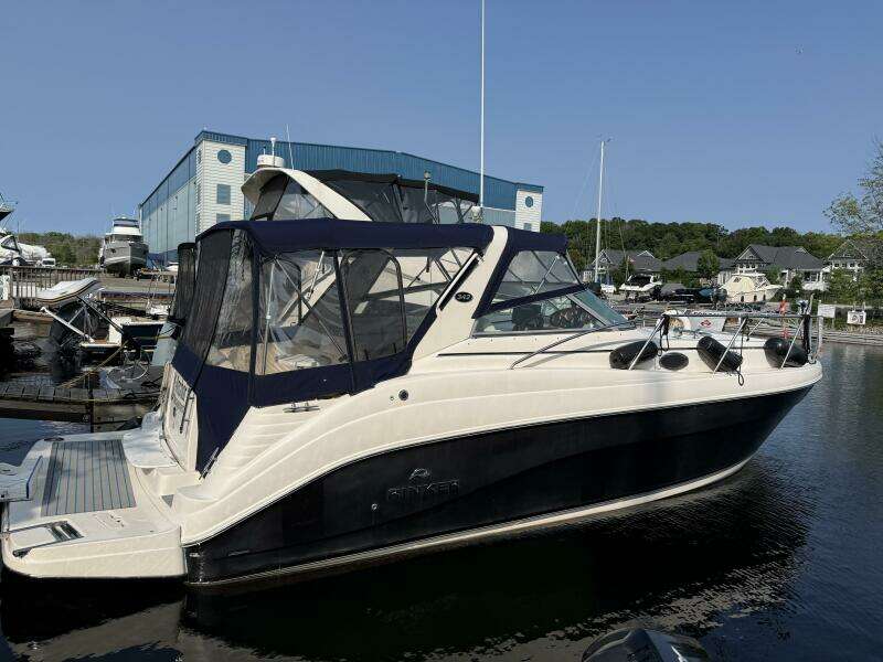34ft Rinker Yacht For Sale
