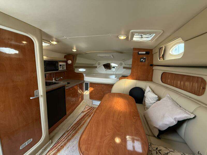 34ft Rinker Yacht For Sale