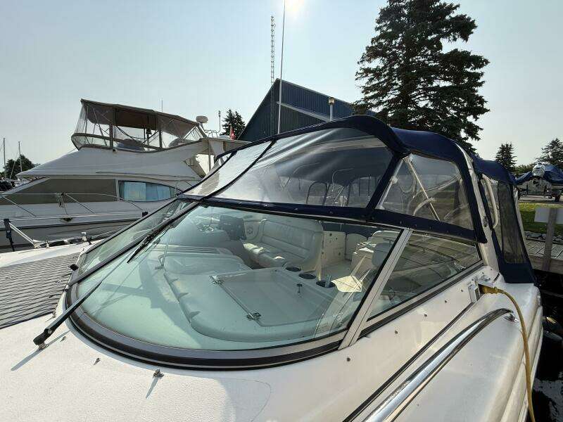 34ft Rinker Yacht For Sale