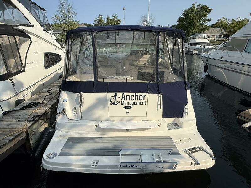 34ft Rinker Yacht For Sale