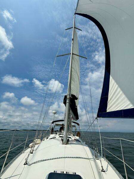 Folivora 34ft Jeanneau Yacht For Sale