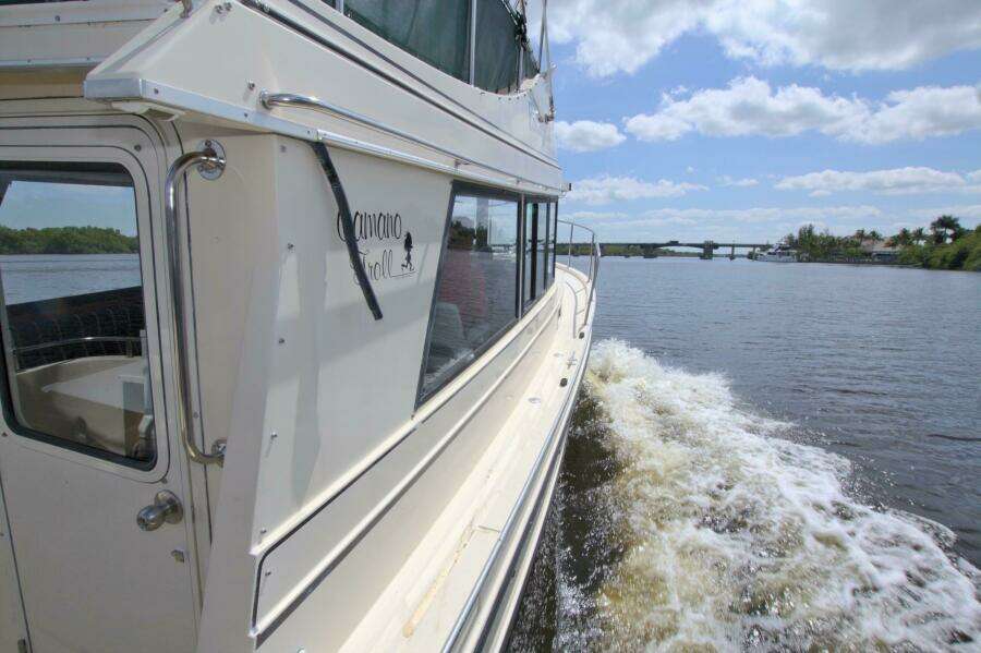 Escapade 31ft Camano Yacht For Sale