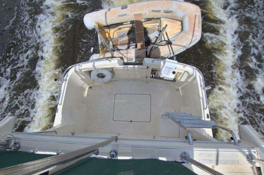 Escapade 31ft Camano Yacht For Sale