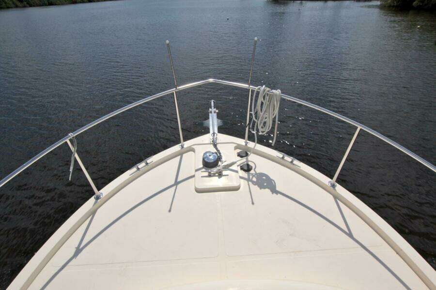Escapade 31ft Camano Yacht For Sale