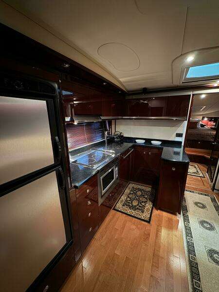 48ft Sea Ray Yacht For Sale