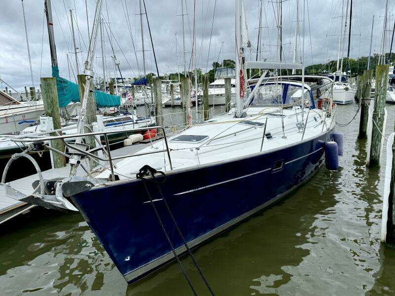 Razzmatazz 41ft Beneteau Yacht For Sale