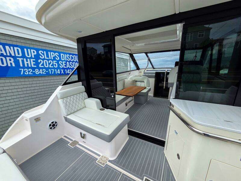 36ft Regal Yacht For Sale