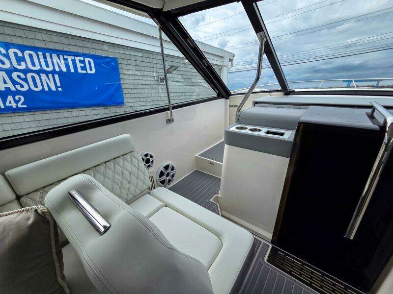 36ft Regal Yacht For Sale