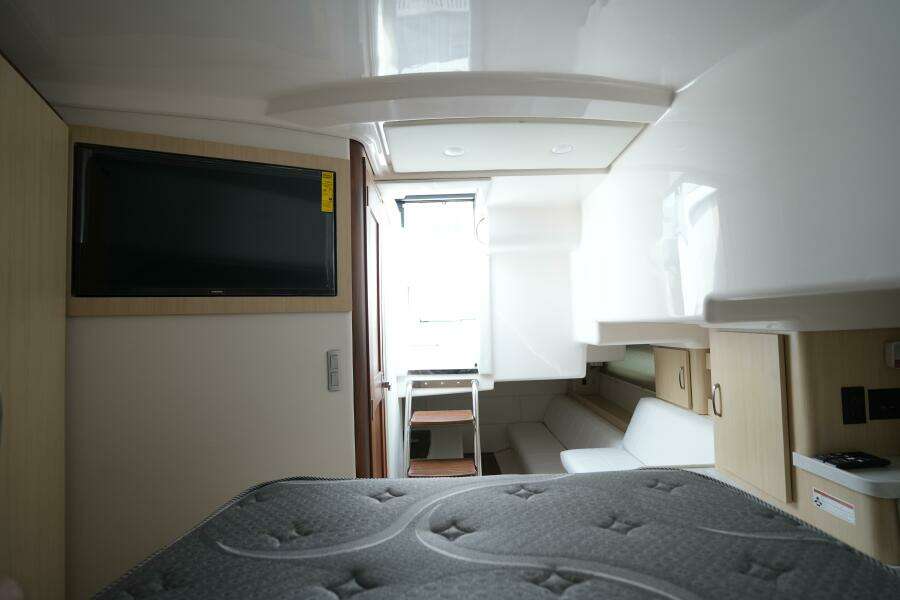 36ft Regal Yacht For Sale