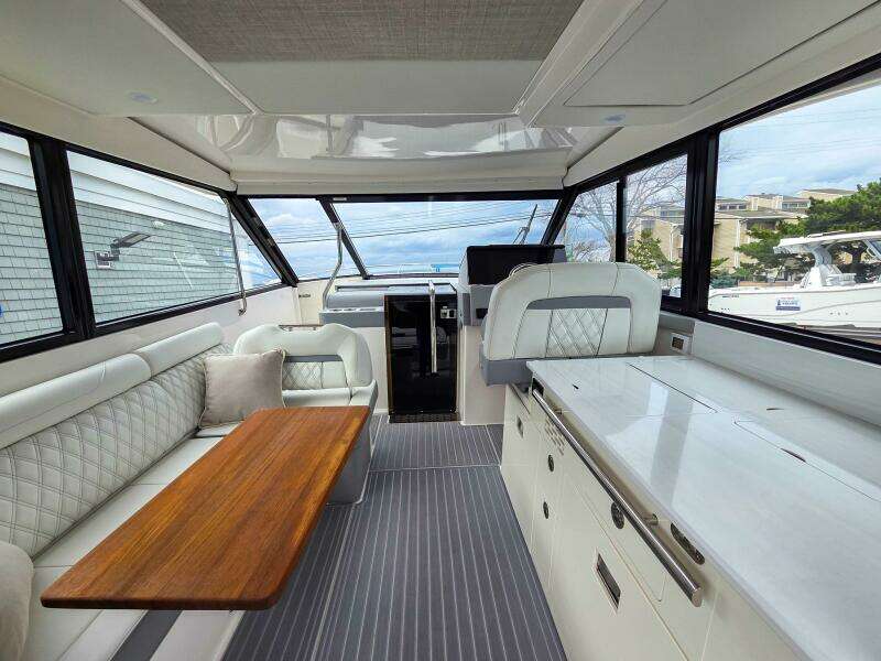36ft Regal Yacht For Sale