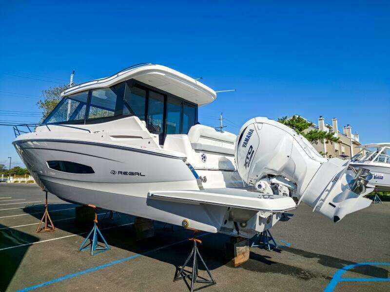 36ft Regal Yacht For Sale