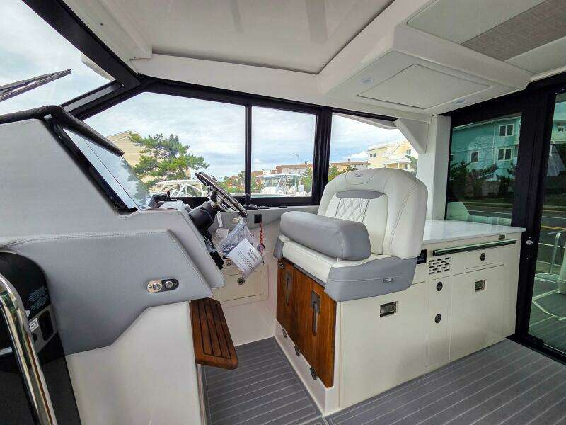 36ft Regal Yacht For Sale