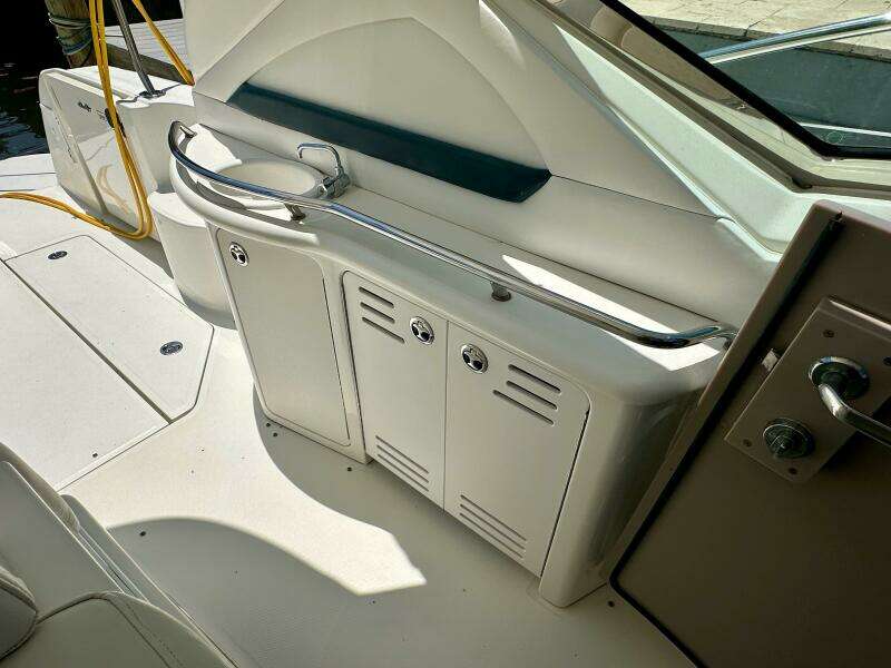 ALIBI 42ft Sea Ray Yacht For Sale