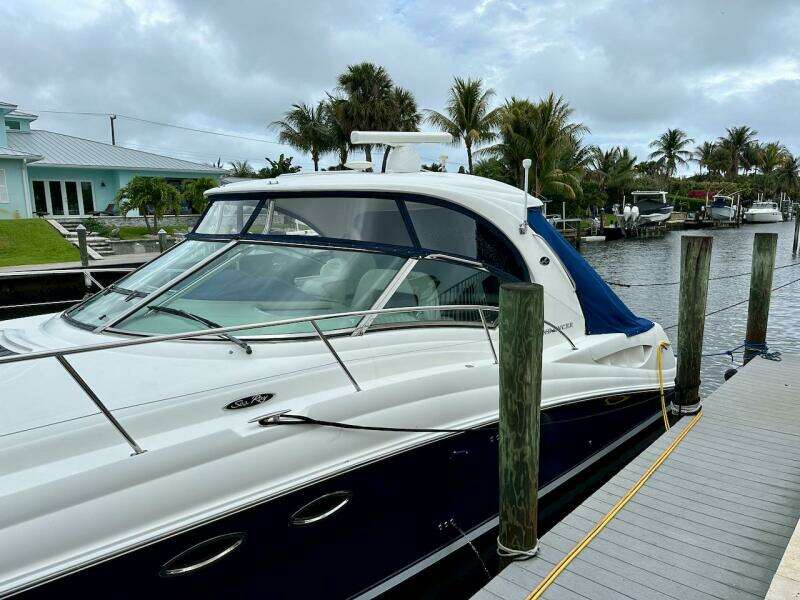 ALIBI 42ft Sea Ray Yacht For Sale