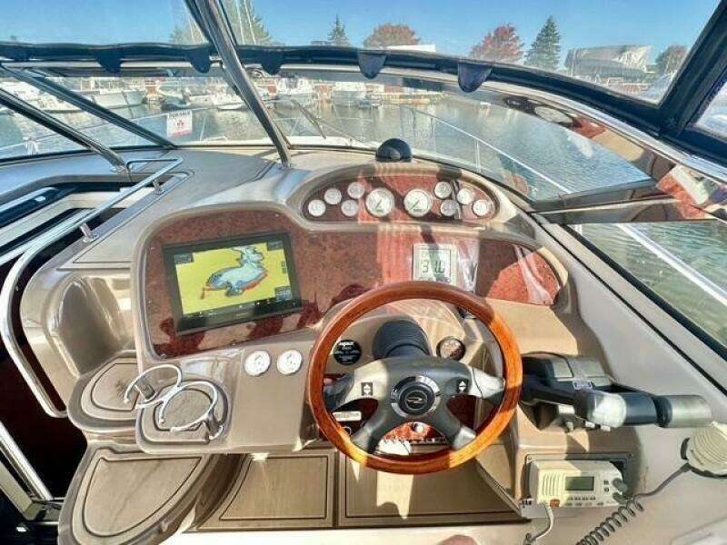 35ft Regal Yacht For Sale
