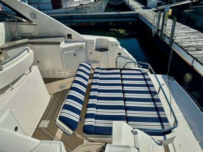 35ft Regal Yacht For Sale