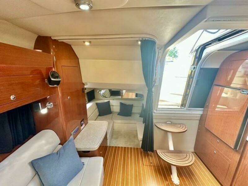 35ft Regal Yacht For Sale
