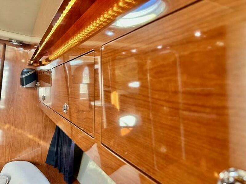 35ft Regal Yacht For Sale