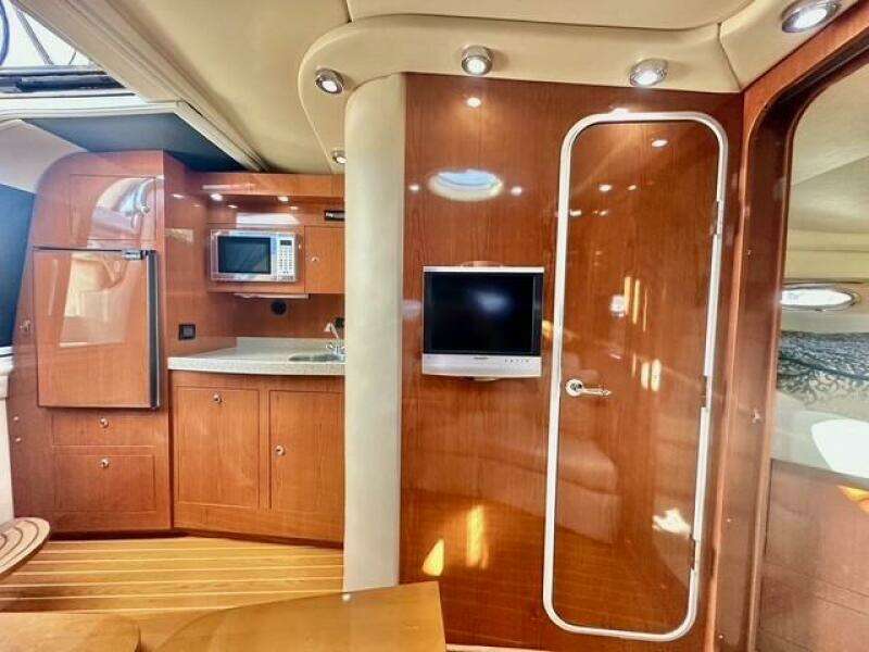 35ft Regal Yacht For Sale