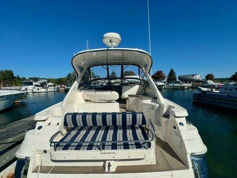 35ft Regal Yacht For Sale