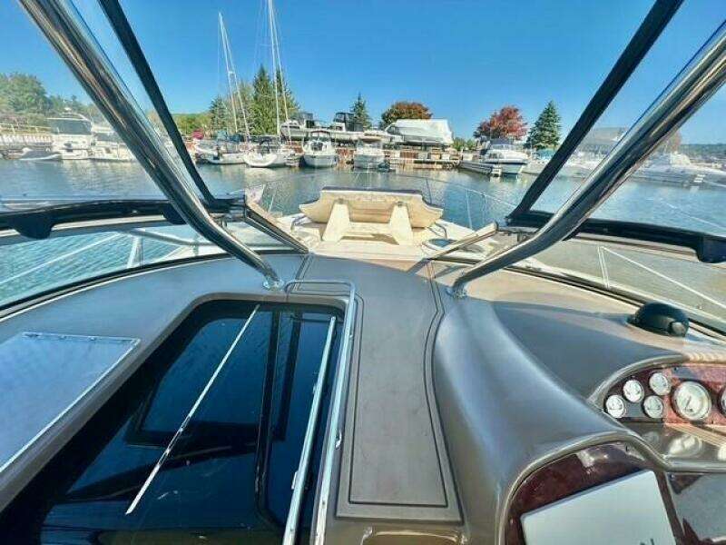 35ft Regal Yacht For Sale