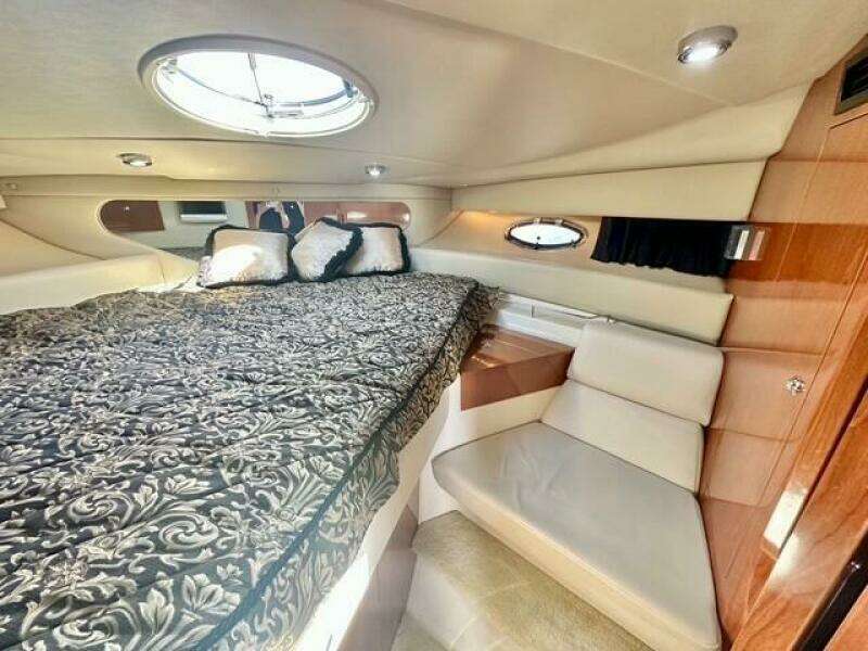 35ft Regal Yacht For Sale