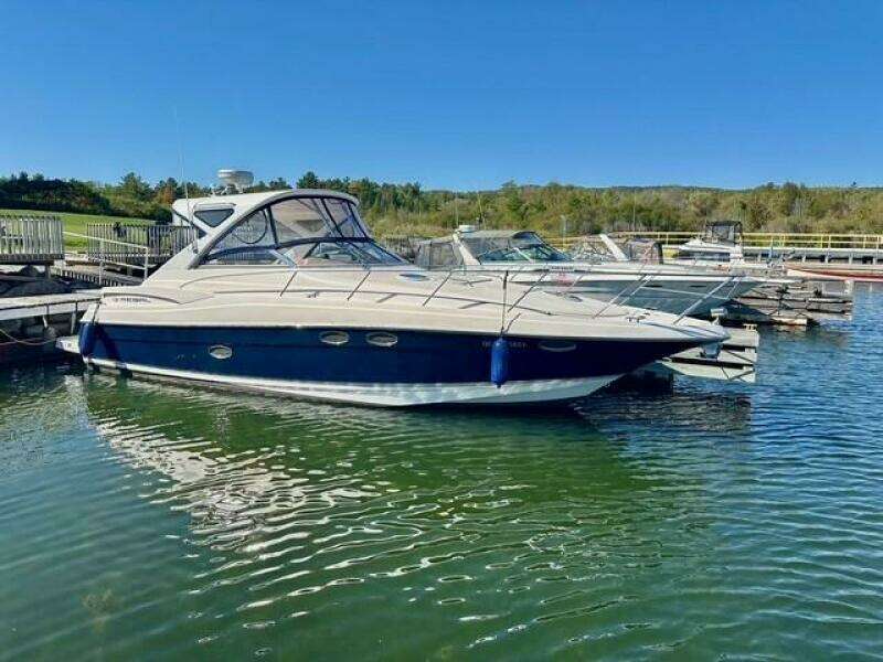 35ft Regal Yacht For Sale