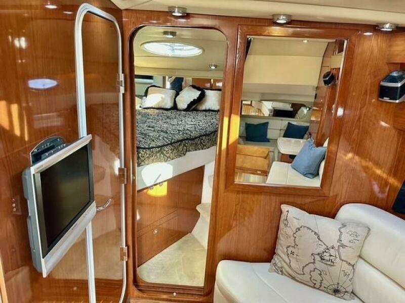35ft Regal Yacht For Sale