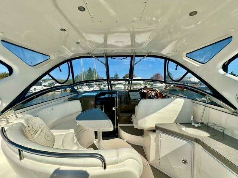 35ft Regal Yacht For Sale