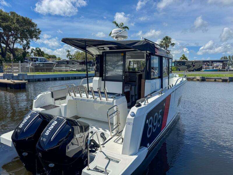 29ft Jeanneau Yacht For Sale