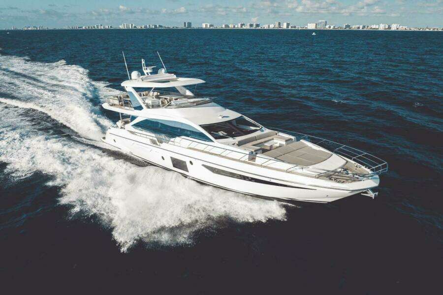 72ft Azimut Yacht For Sale