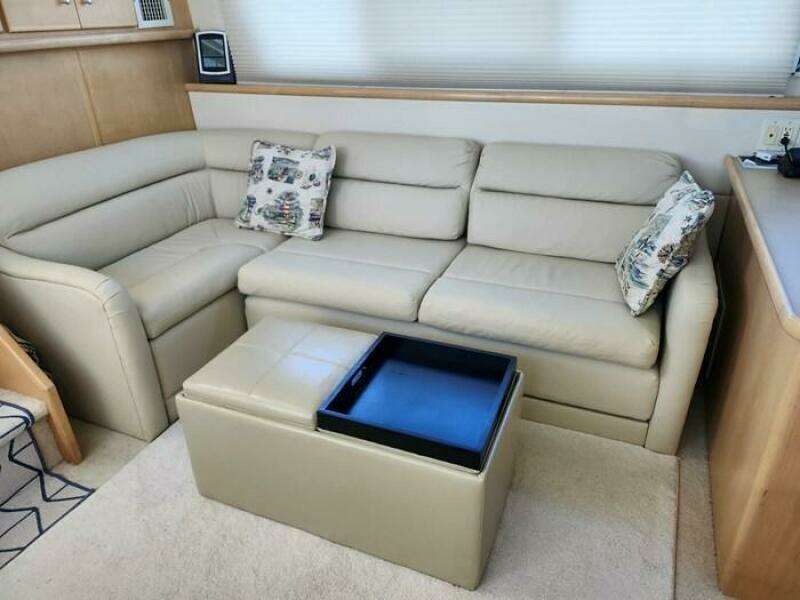 Spanglish 42ft Carver Yacht For Sale