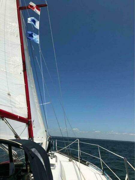 42ft Beneteau Yacht For Sale