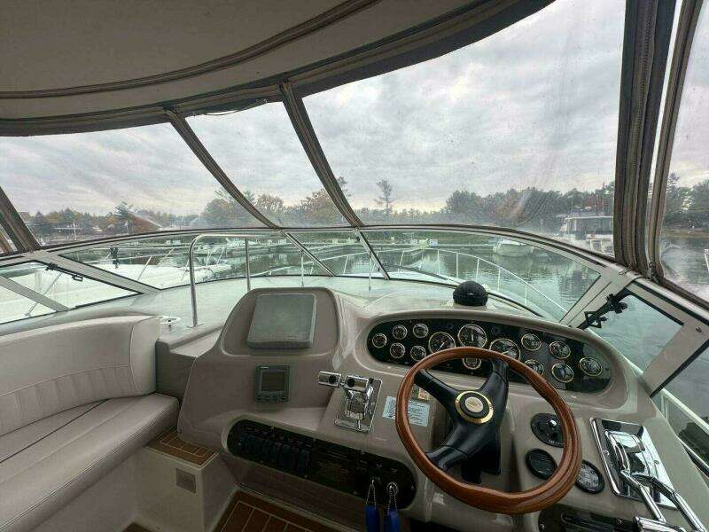 36ft Cruisers Yachts Yacht For Sale