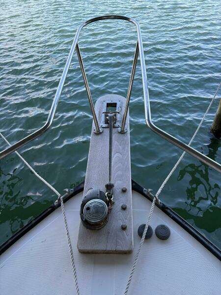 28ft Ellis Yacht For Sale