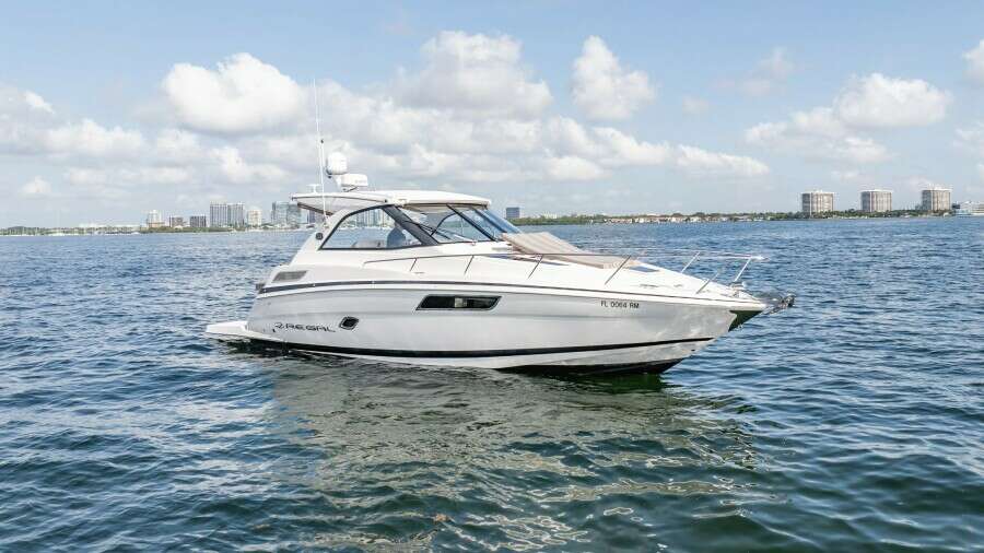 Liquidity 35ft Regal Yacht For Sale